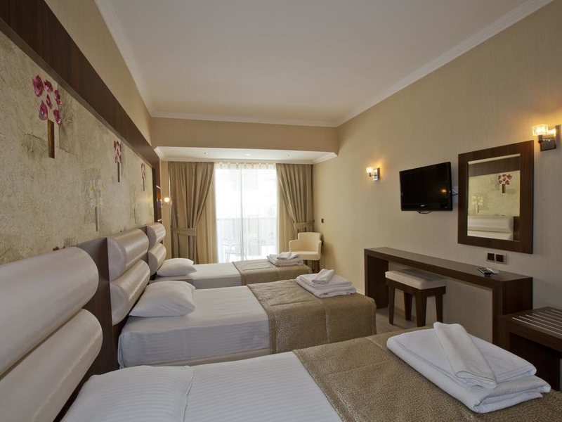 Aurasia Beach Hotel (ех 180929