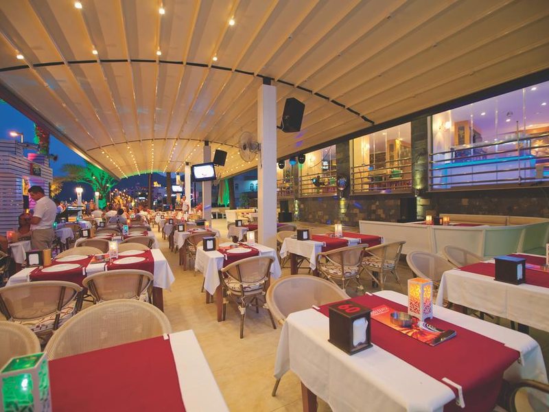 Aurasia Beach Hotel (ех 180932