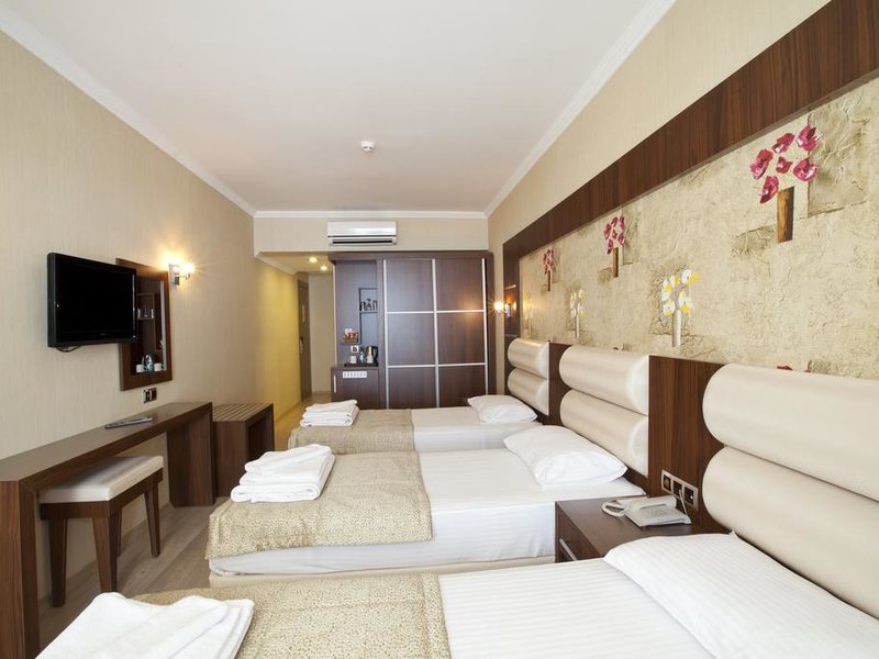 Aurasia Beach Hotel (ех 180935