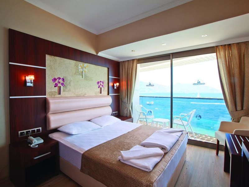 Aurasia Beach Hotel (ех 180936