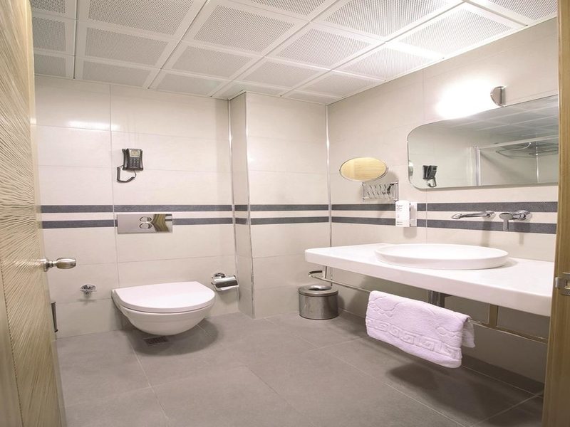 Aurasia Beach Hotel (ех 180939