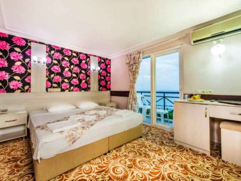 Avalon Beach Hotel 176808