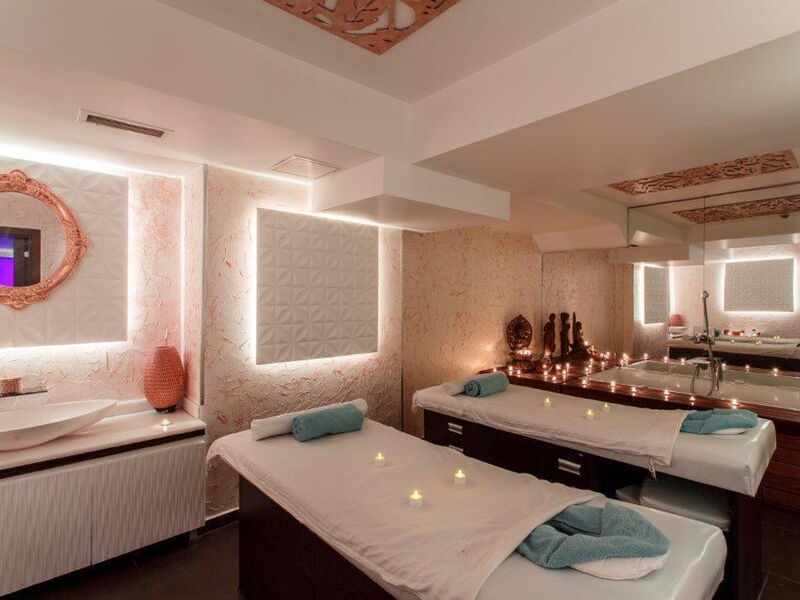 Avantgarde Hotel Levent 240415