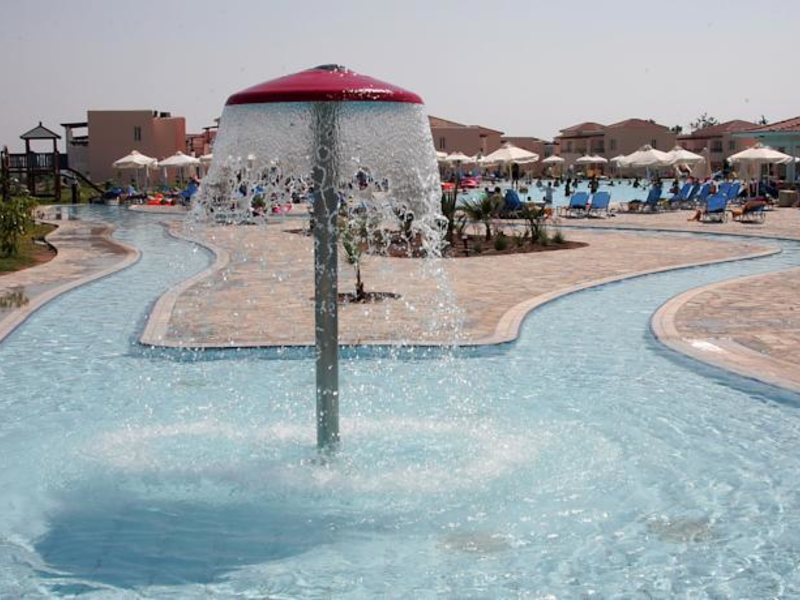 Avanti Holiday Village 83440