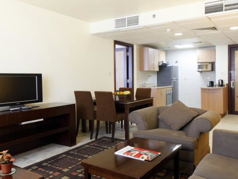 Avari Hotel Apartments Al Barsha 132090