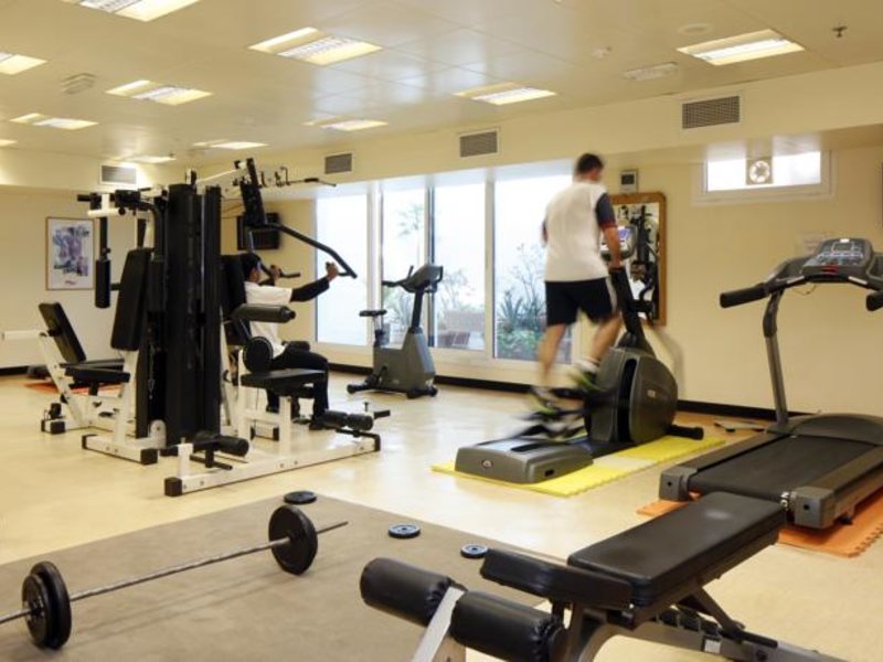 Avari Hotel Apartments Al Barsha 132098