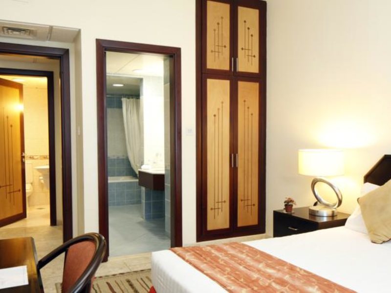 Avari Hotel Apartments Al Barsha 132100