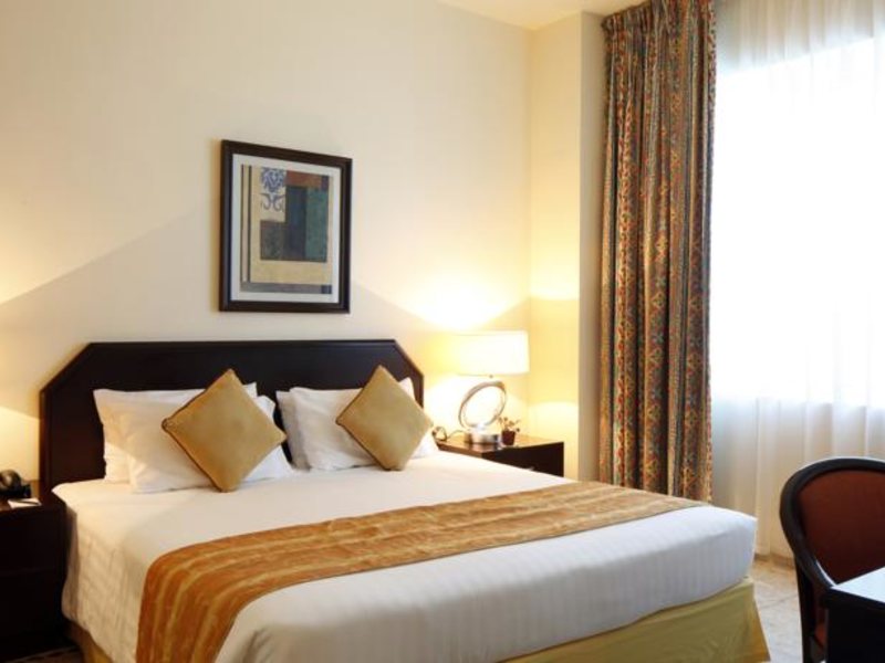 Avari Hotel Apartments Al Barsha 132101