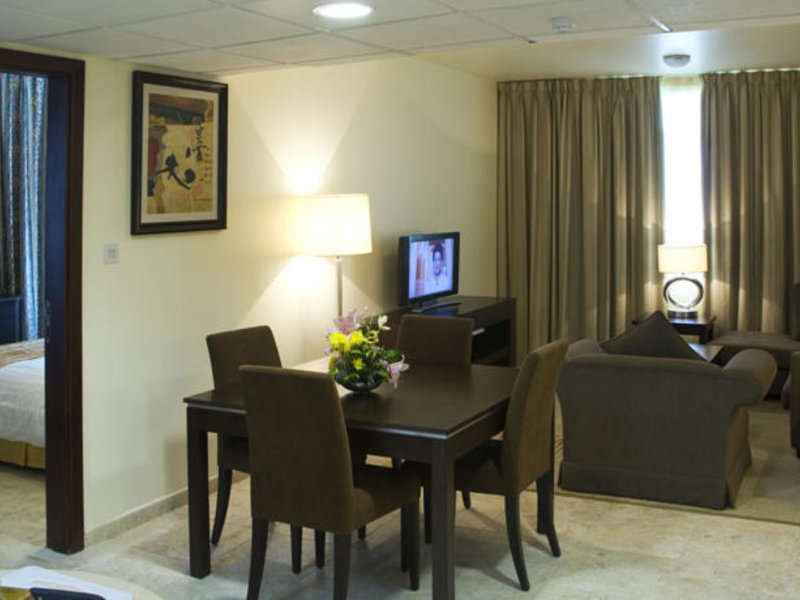 Avari Hotel Apartments Al Barsha 132111