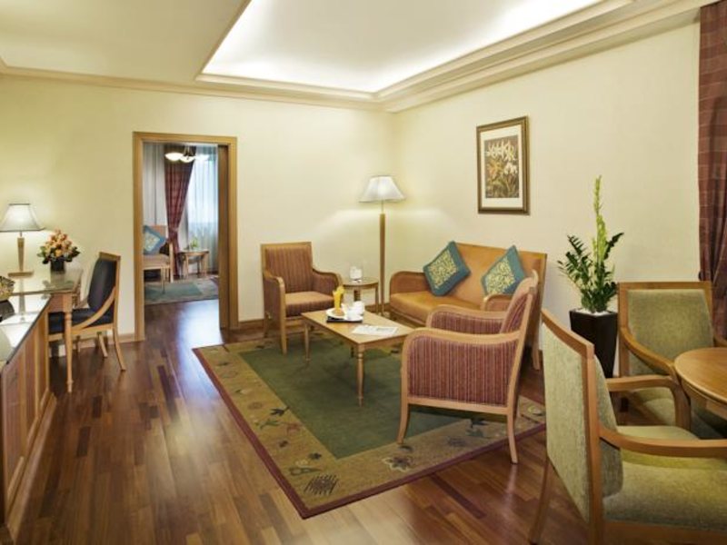 Avenue Hotel (ех 48141