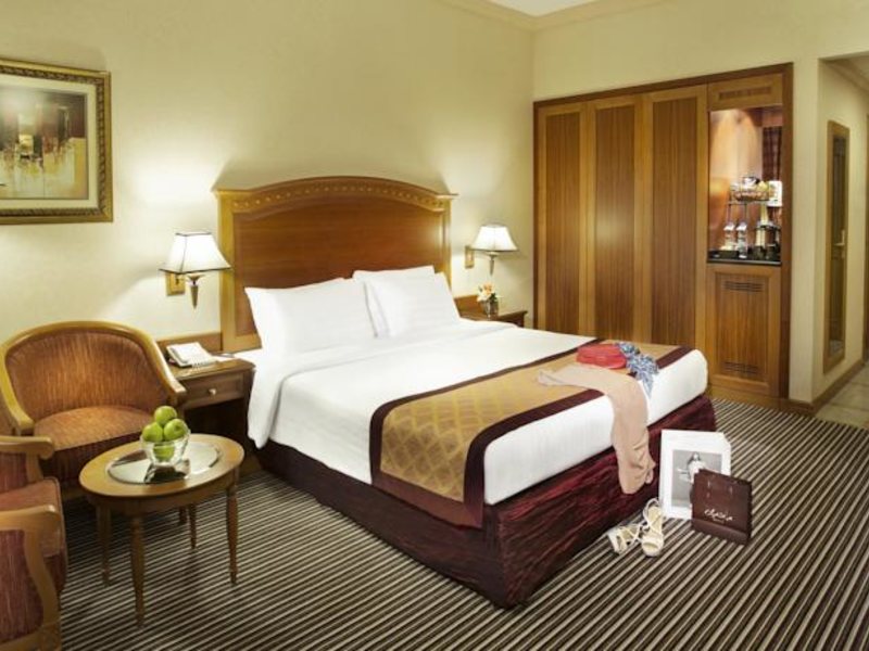 Avenue Hotel (ех 48145