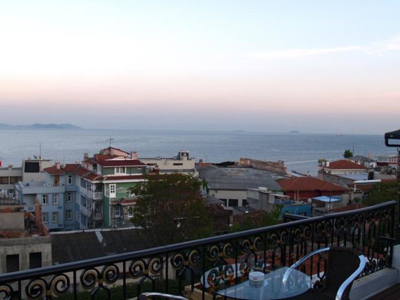 Avicenna Hotel 62892
