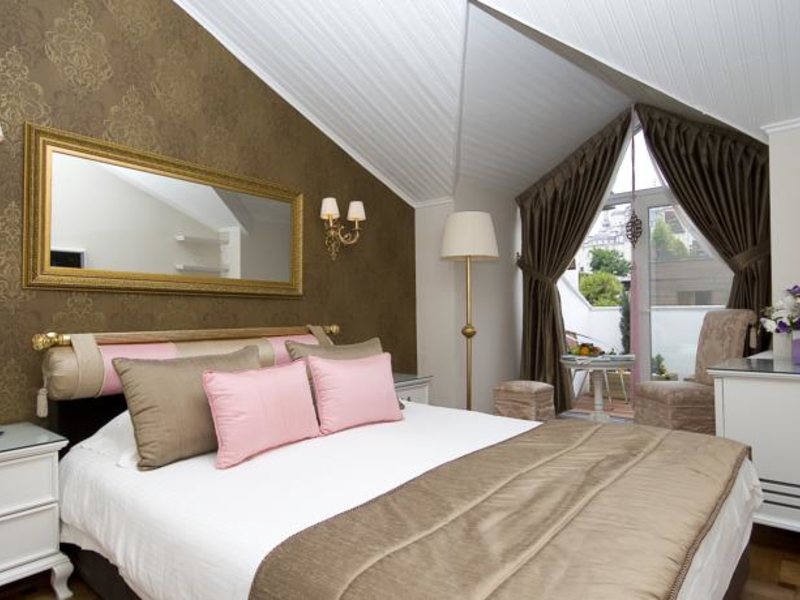 Avicenna Hotel 62910