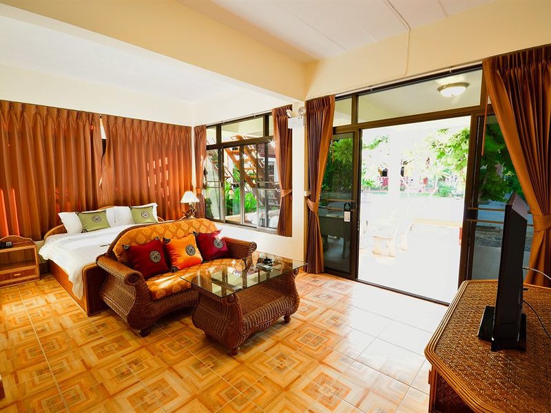 Avila Resort Pattaya 139500