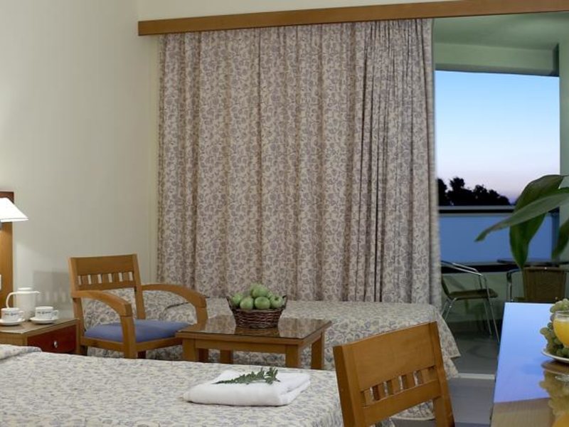 Avra Beach Resort Hotel & Bungalows 84390