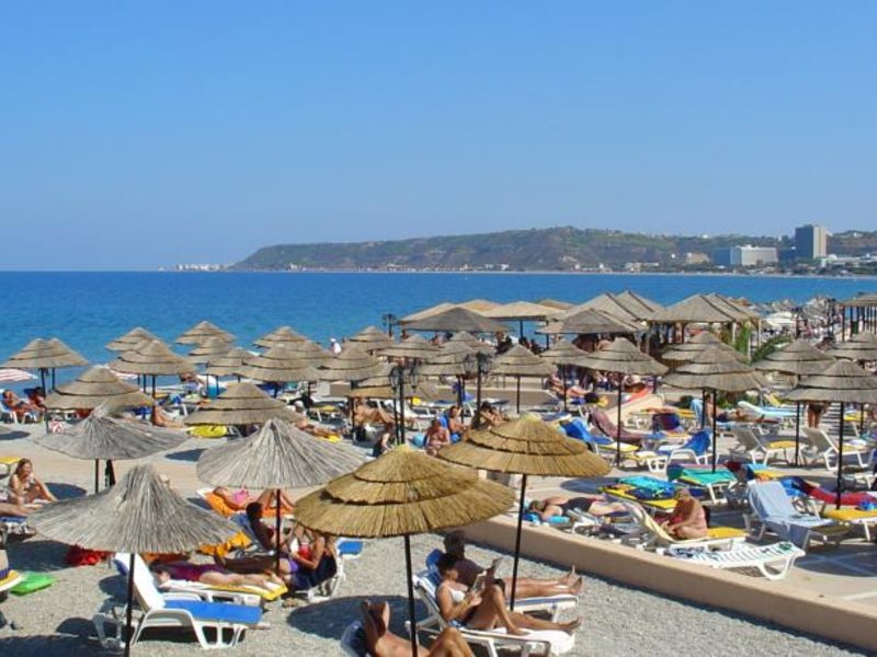 Avra Beach Resort Hotel & Bungalows 84400