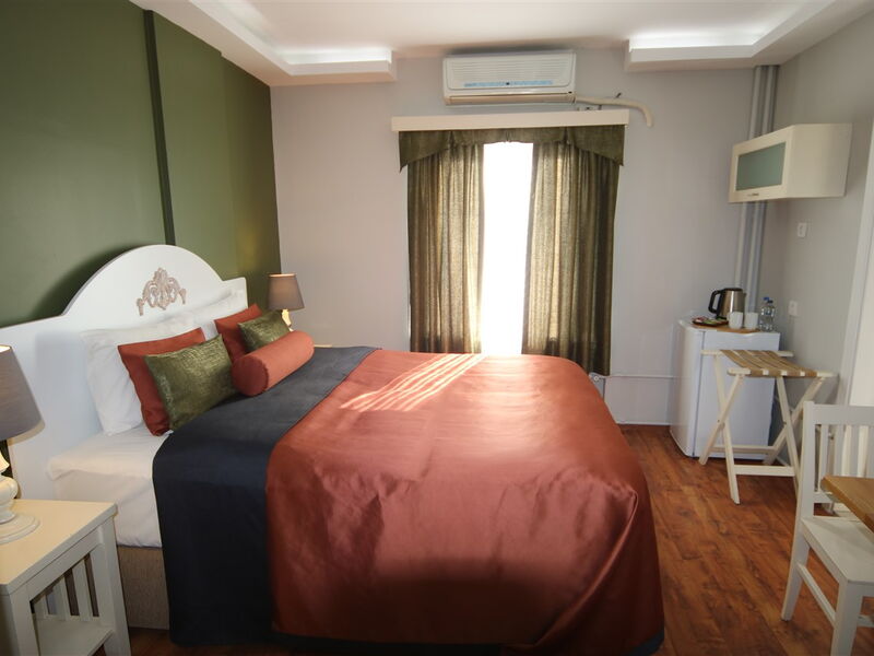 Away Suites Hotel 304968