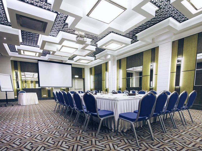 Ayla Bawadi Hotel & Mall 300734