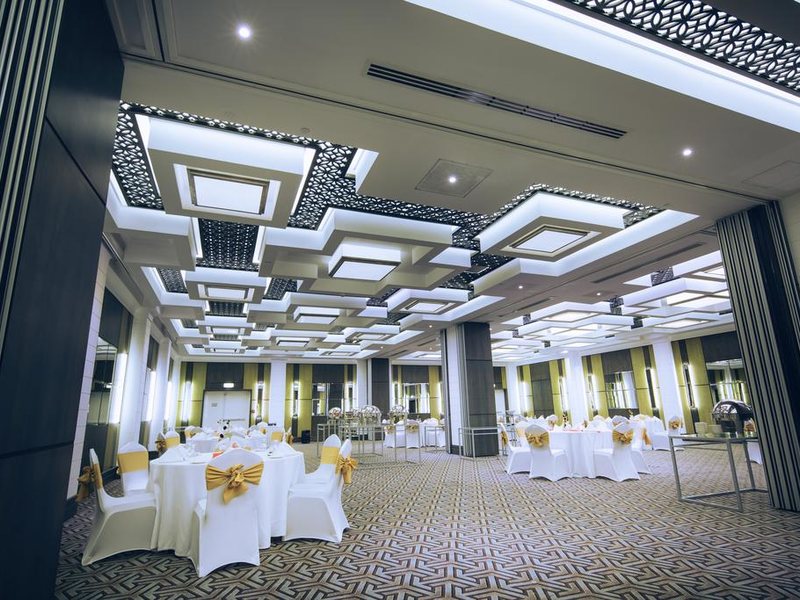 Ayla Bawadi Hotel & Mall 300736