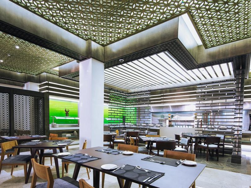 Ayla Bawadi Hotel & Mall 300737