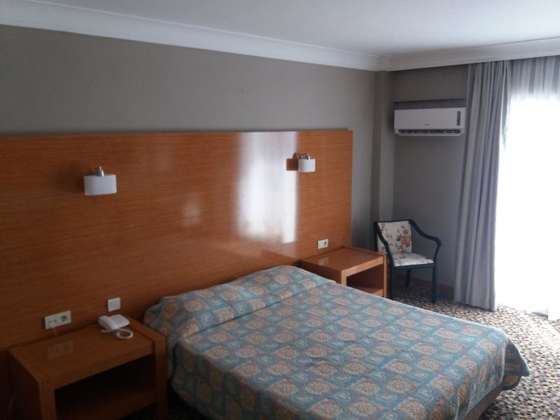 Ayma Beach Resort Hotel 277762