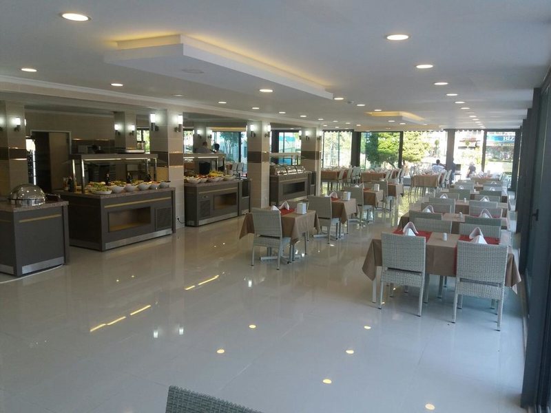 Ayma Beach Resort Hotel 277776