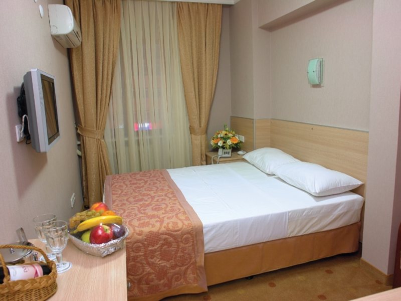 Ayma Hotel 63016