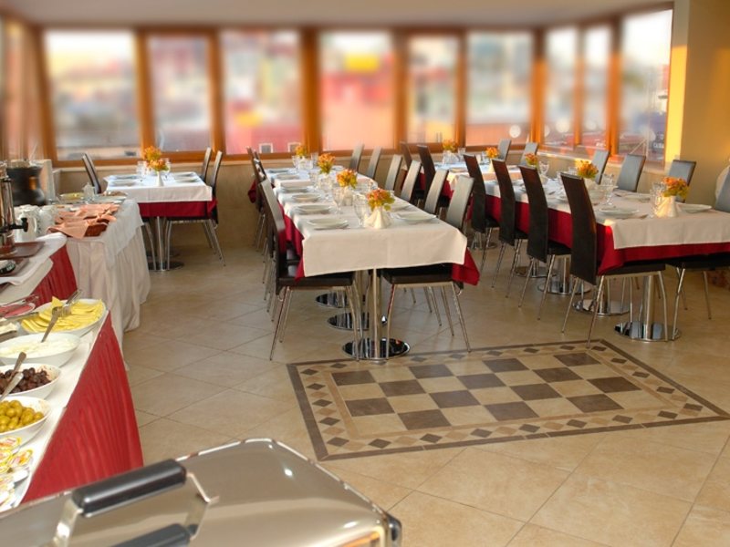 Ayma Hotel 63022