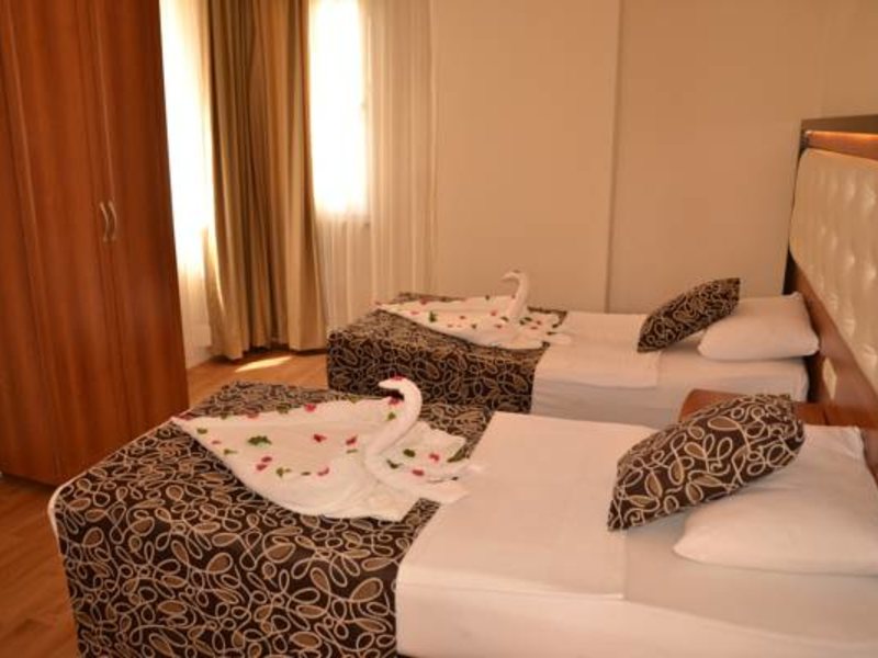 Azalea Apart Hotel  281303