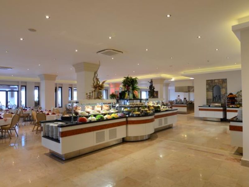 Azka Hotel 63033