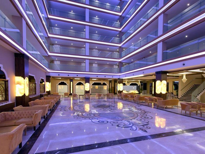 Azur Resort & Spa 293944