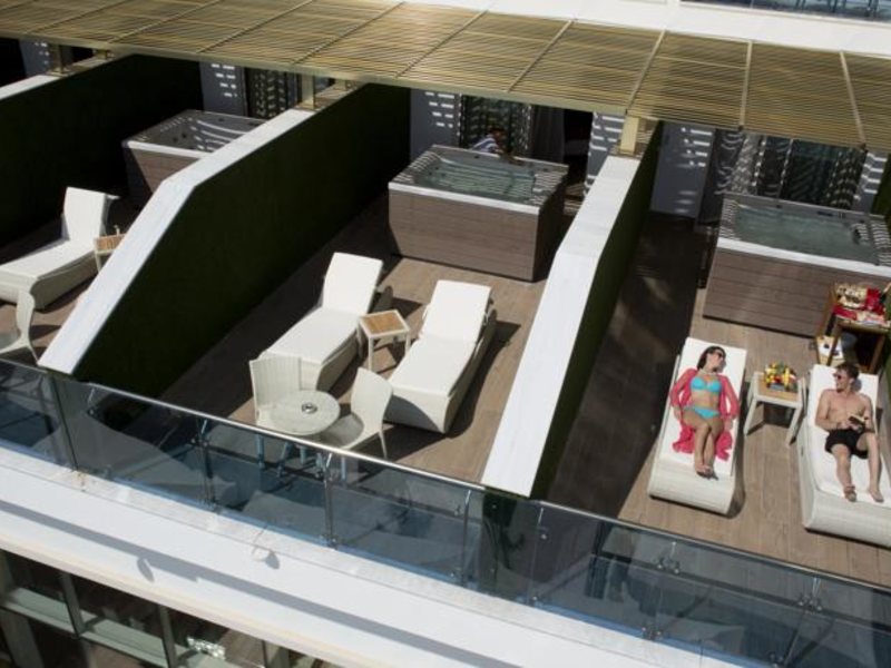 Azura Deluxe Resort & Spa 58622