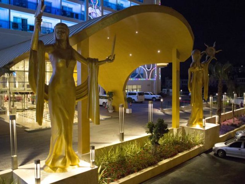 Azura Deluxe Resort & Spa 58624