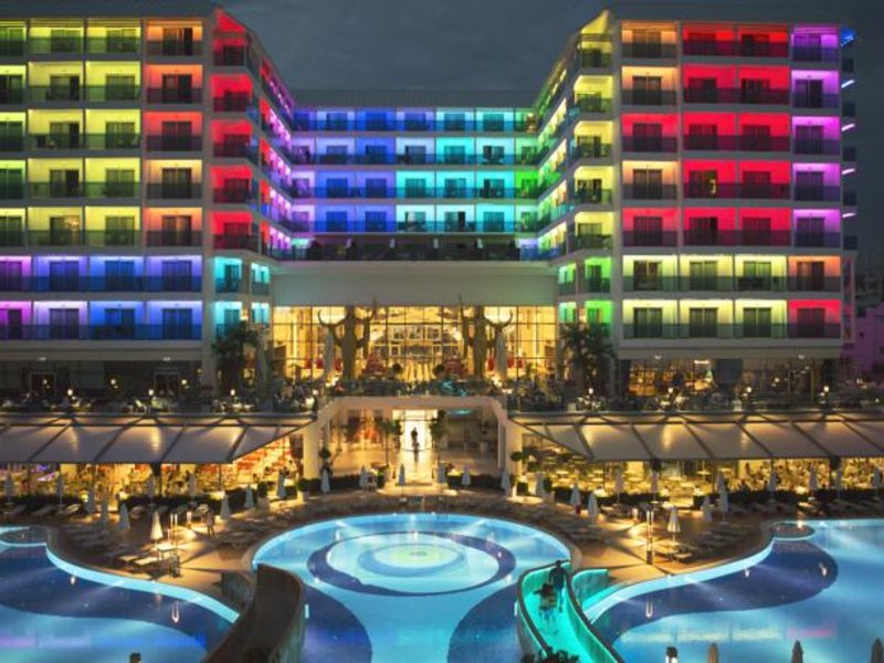 Azura Deluxe Resort & Spa 58625