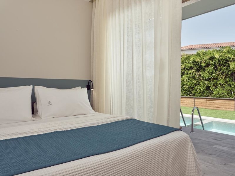 Azure Resort & Spa 305516