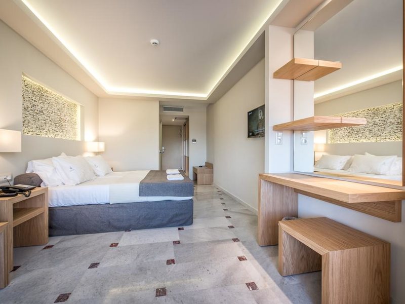 Azure Resort & Spa 305538