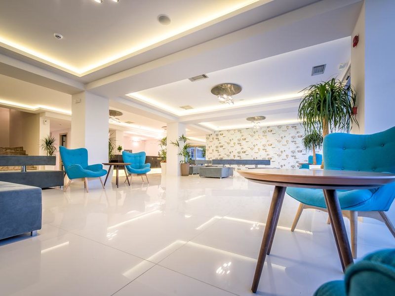 Azure Resort & Spa 305545