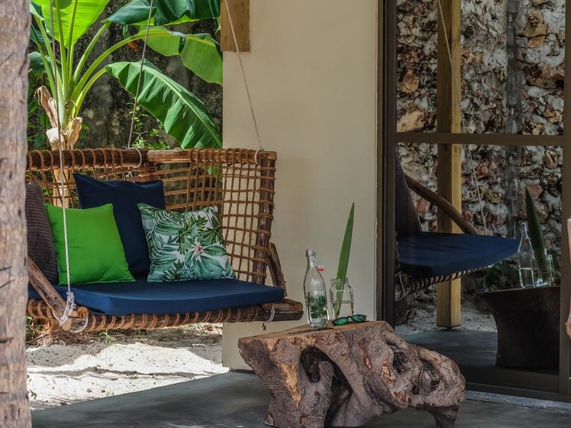 B4 Beach Club 321535