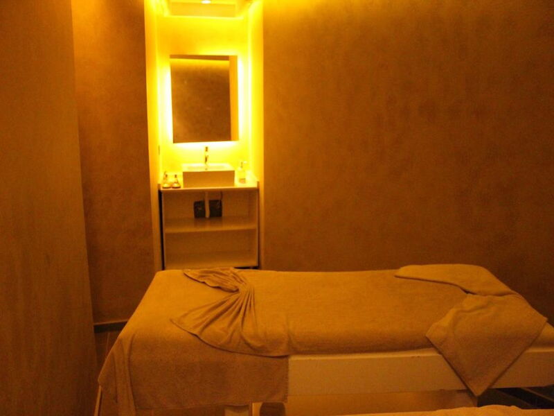 BVS Lush Hotel 281398