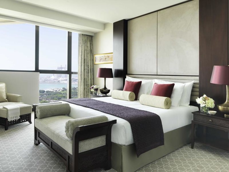 Bab Al Qasr Hotel  203955