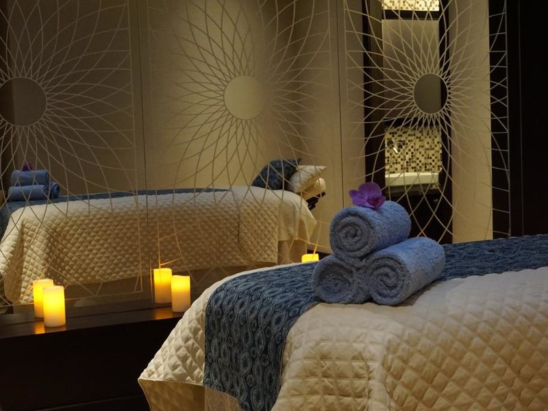 Bab Al Qasr Hotel  203969