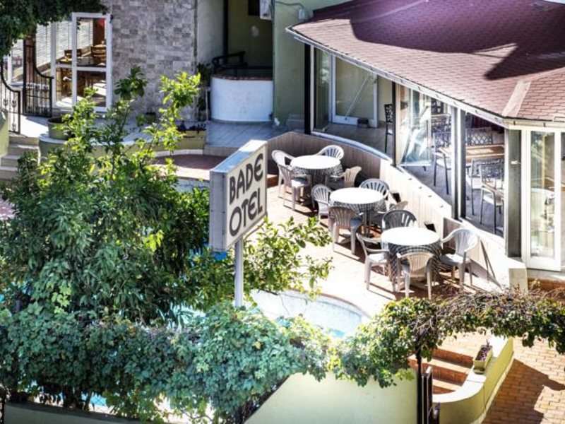 Bade Hotel 63053
