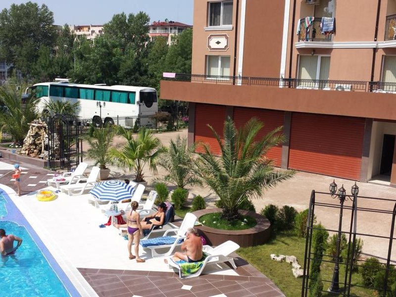 Bahami Residence  163956