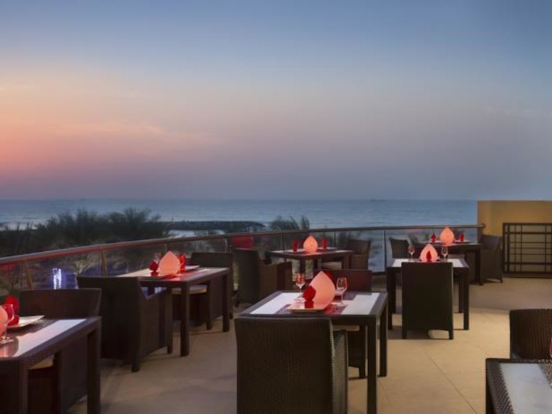 Bahi Ajman Palace Hotel (ех 54203