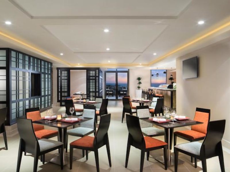 Bahi Ajman Palace Hotel (ех 54216