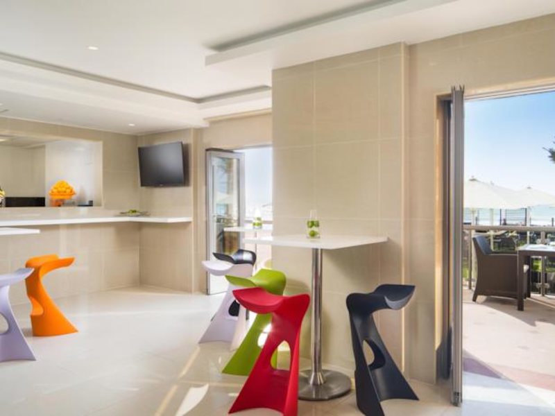 Bahi Ajman Palace Hotel (ех 54218