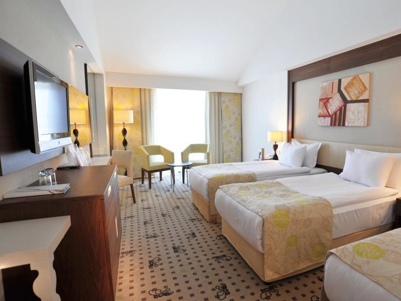 Baia Lara Hotel  39390