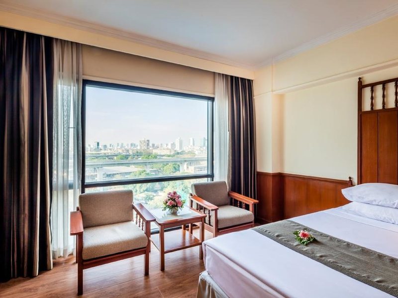 Bangkok Palace Hotel 215710