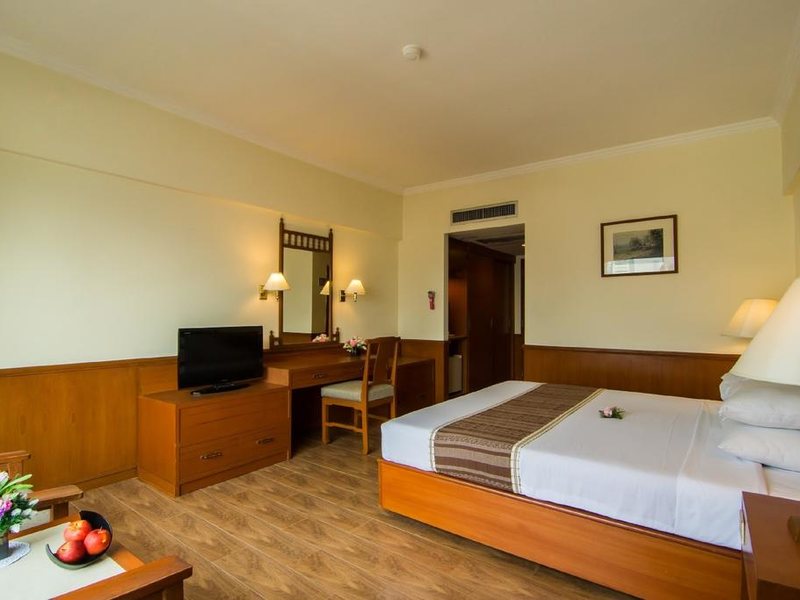 Bangkok Palace Hotel 215715