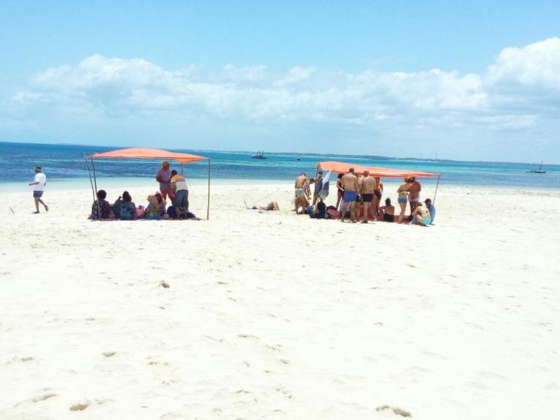 Baraka Beach Bungalows 230353